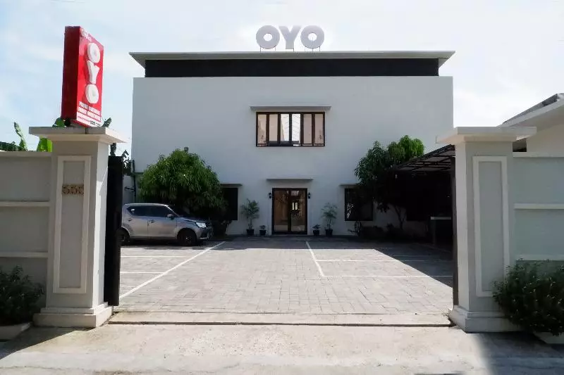 ホテル Oyo 543 Pucuk Matahari Family Residence