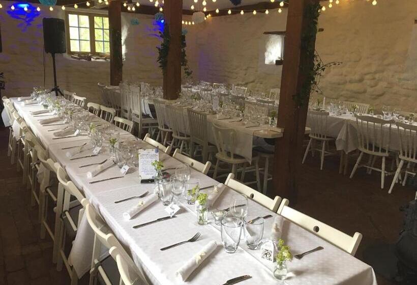 Rosenborgs Friluftspensionat