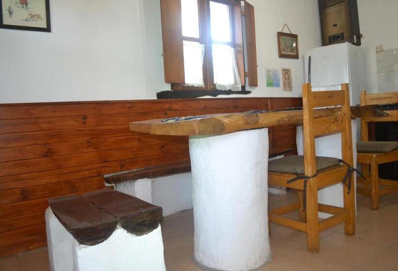 Hostel Cabañas Los Relinchos