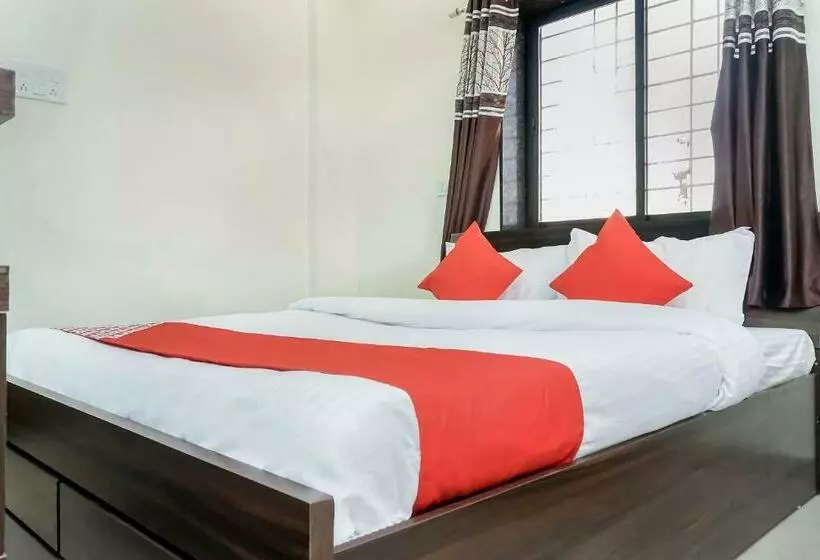 Oyo 30608 Hotel Kohinoor
