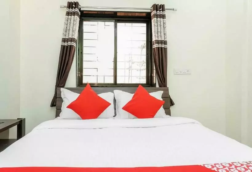 Oyo 30608 Hotel Kohinoor