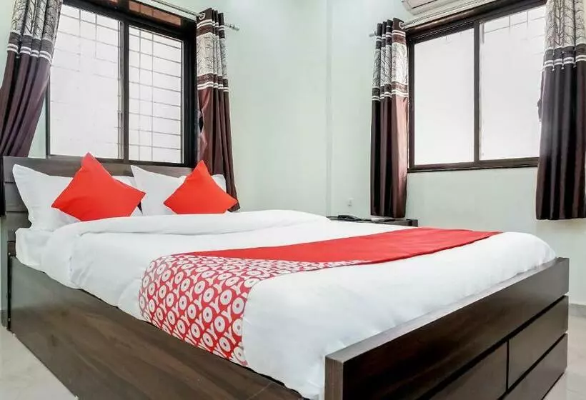 Oyo 30608 Hotel Kohinoor