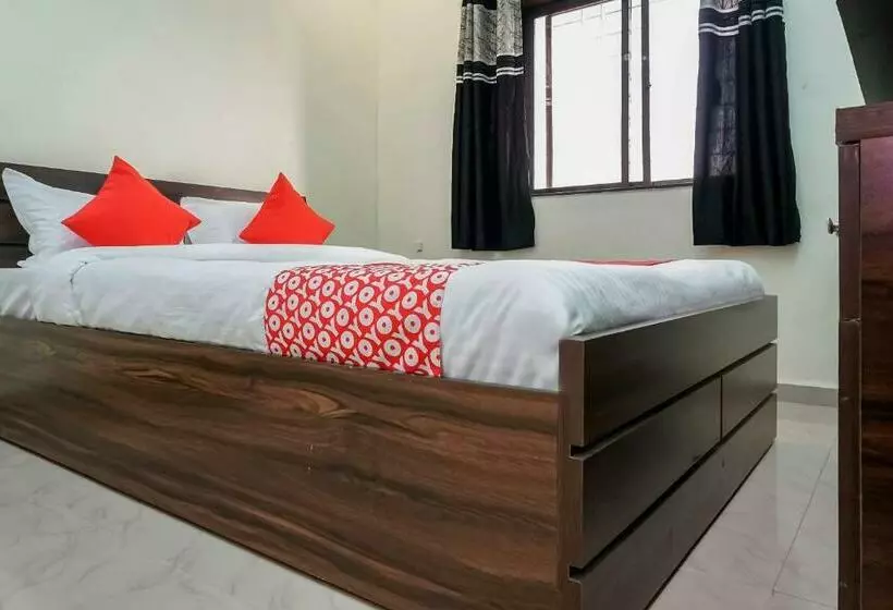 Oyo 30608 Hotel Kohinoor