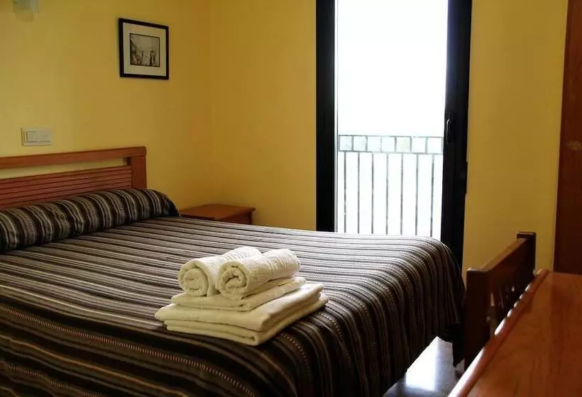 پانسیون Hostal El Sequero