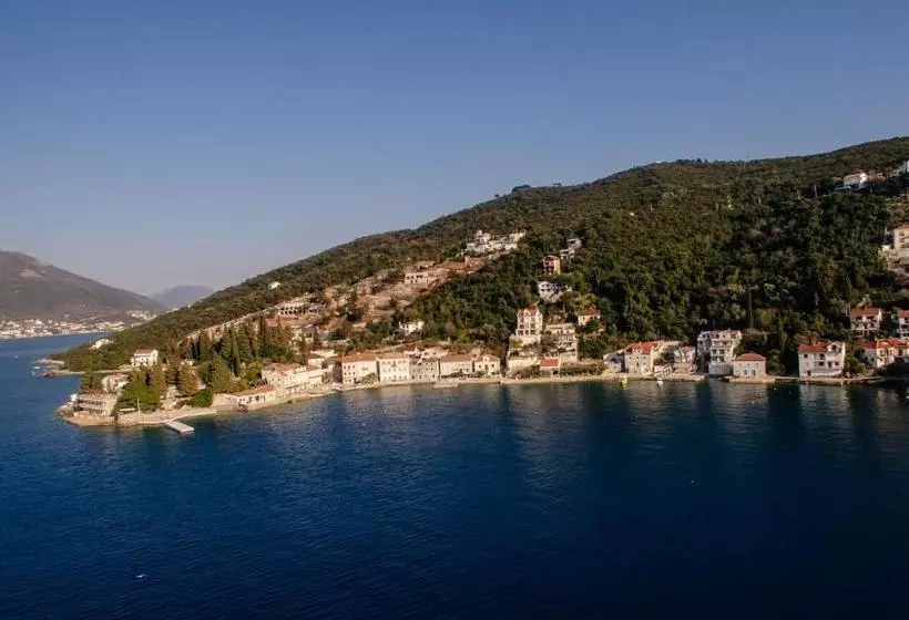 پانسیون Villa Del Mare