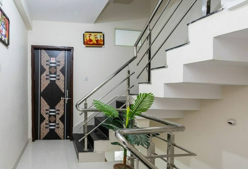 Oyo 29431 Hotel Nagar