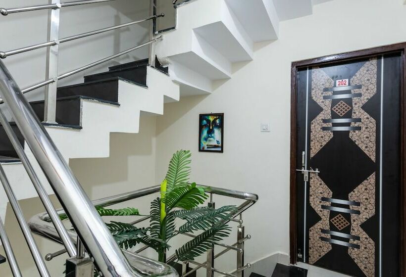 Oyo 29431 Hotel Nagar