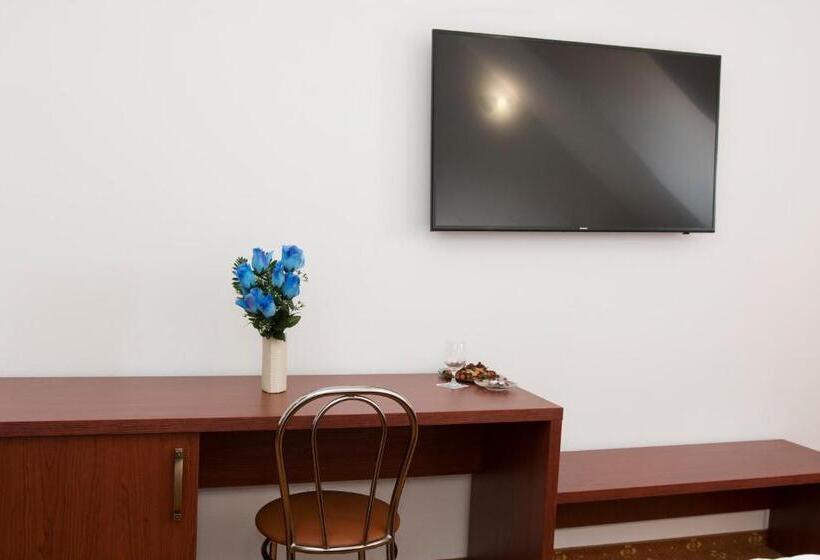 펜션 Penzión Poľovník