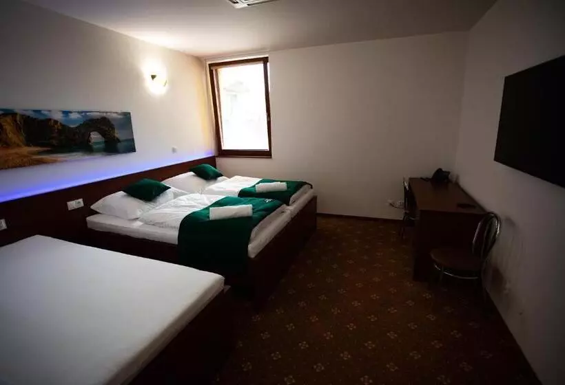 Majatalo Penzión Poľovník