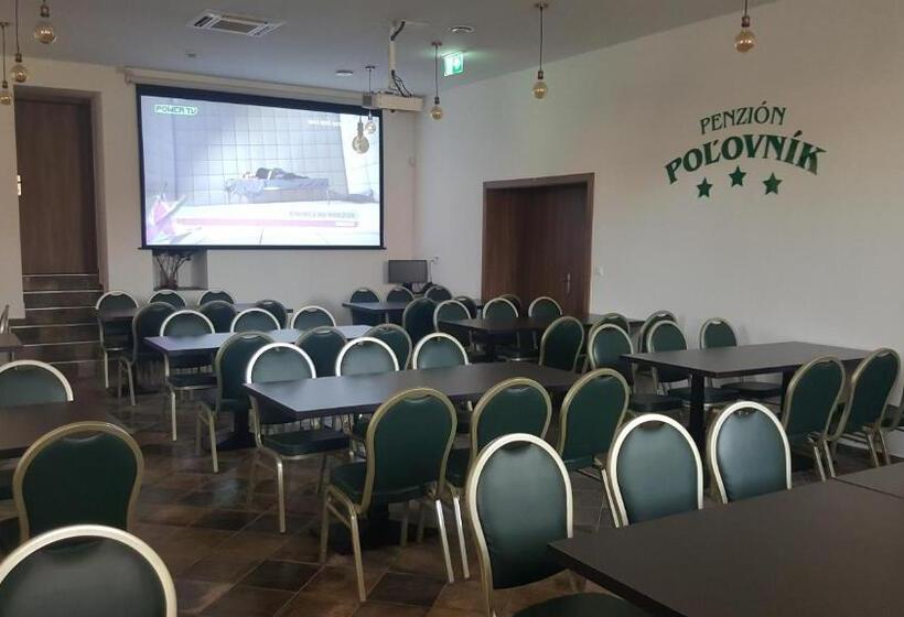 펜션 Penzión Poľovník