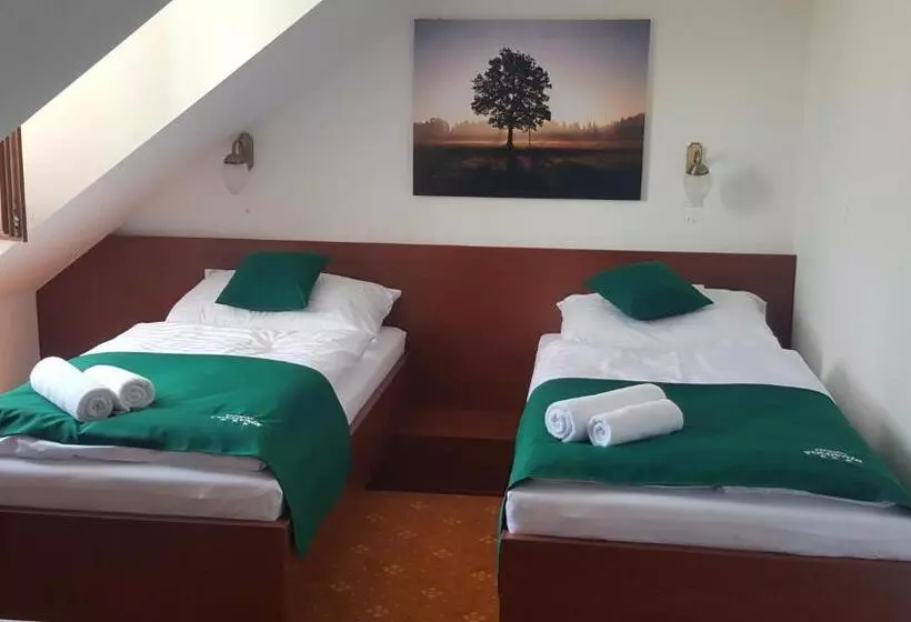 Majatalo Penzión Poľovník