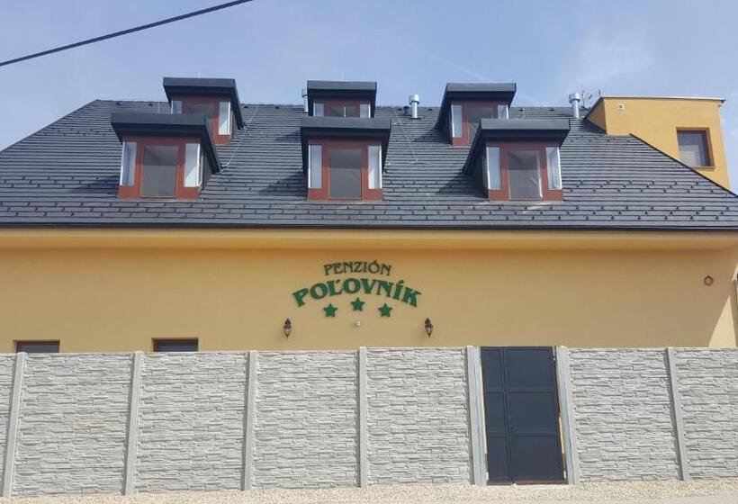 펜션 Penzión Poľovník