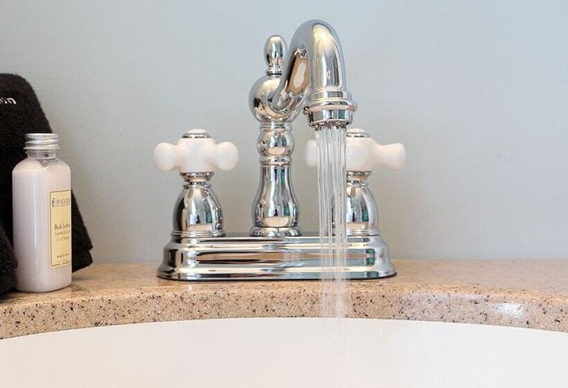 مبيت وإفطار Lamberson Guest House