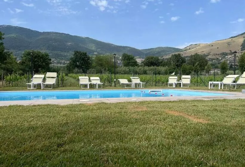 ホテル Casale Verdeluna Wine Resort