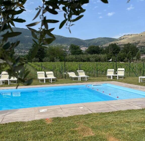 בית מלון כפרי Casale Verdeluna Wine Resort