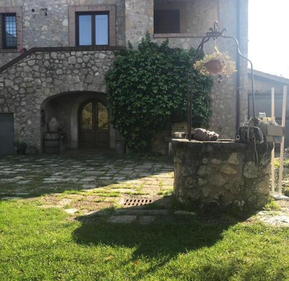 בית מלון כפרי Casale Verdeluna Wine Resort