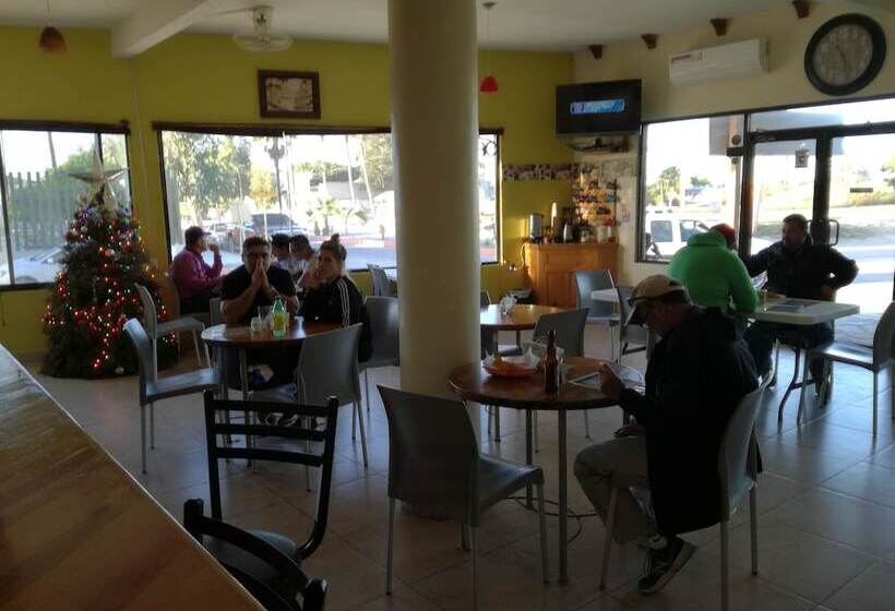 ホテル Lores House