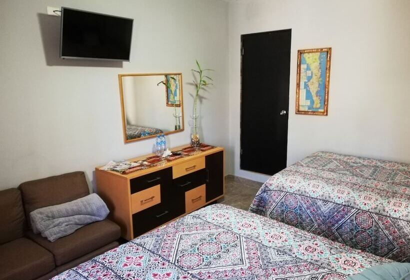 ホテル Lores House