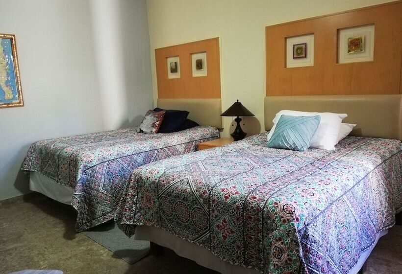 ホテル Lores House