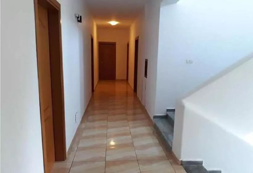 هتل Romantika