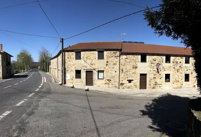 Albergue Ponte Olveira   Hostel