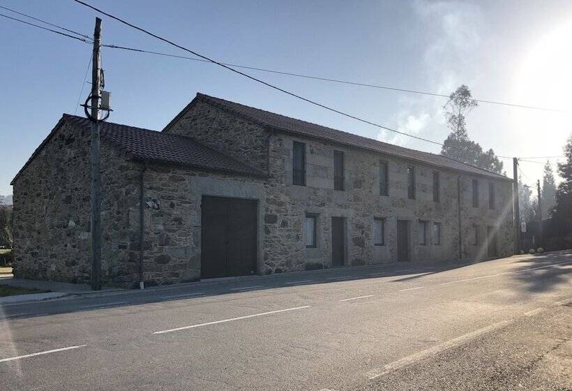 Albergue Ponte Olveira   Hostel