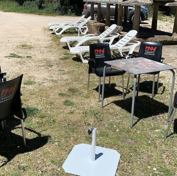 Albergue Ponte Olveira   Hostel