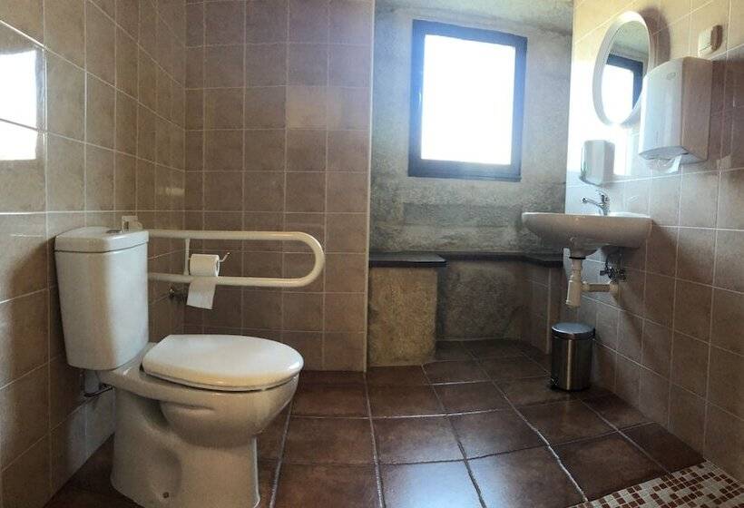 Albergue Ponte Olveira   Hostel