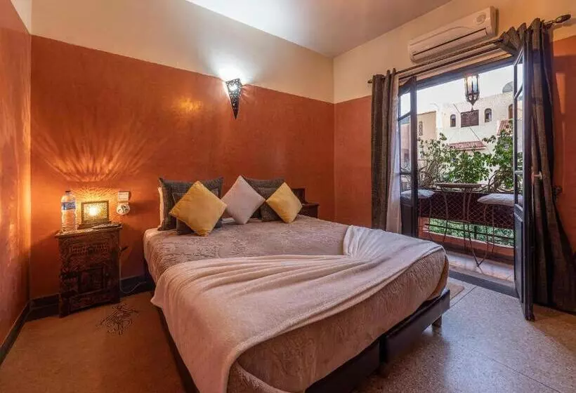 تختخواب و صبحانه Villa Soraya Hammam & Jacuzzi