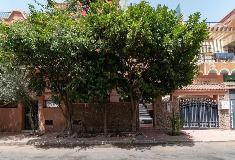 تختخواب و صبحانه Villa Soraya Hammam & Jacuzzi