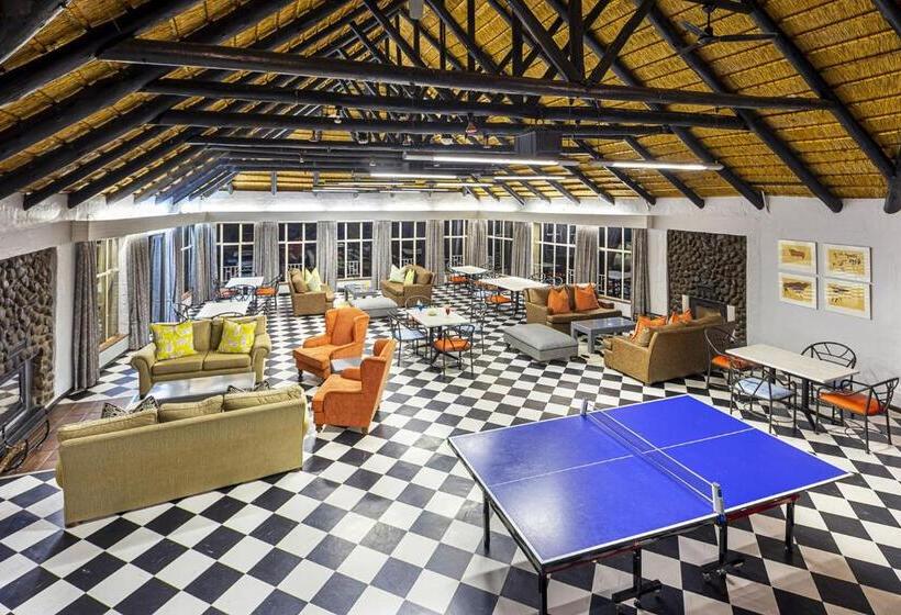 Отель Cavern Resort & Spa