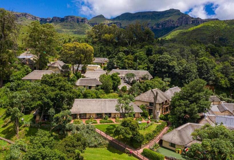 Отель Cavern Resort & Spa