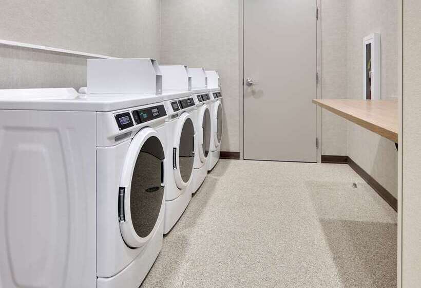 هتل Home2 Suites By Hilton Yakima Airport