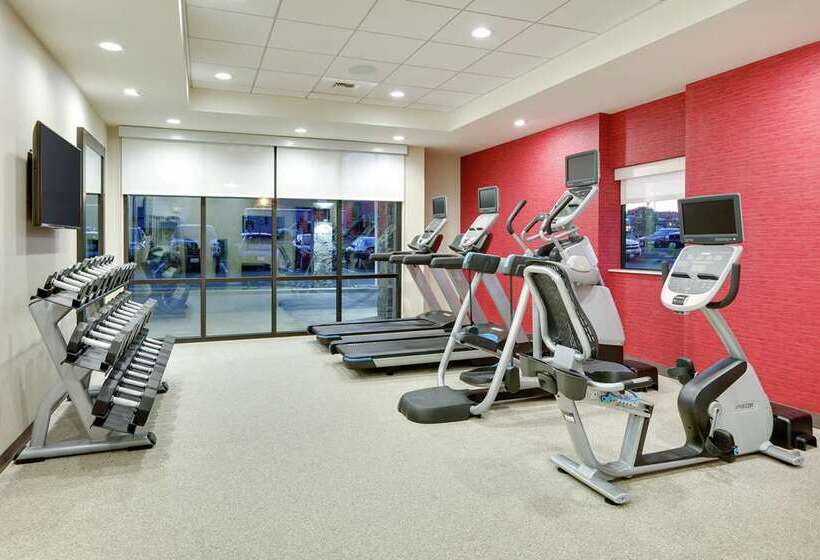 هتل Home2 Suites By Hilton Yakima Airport