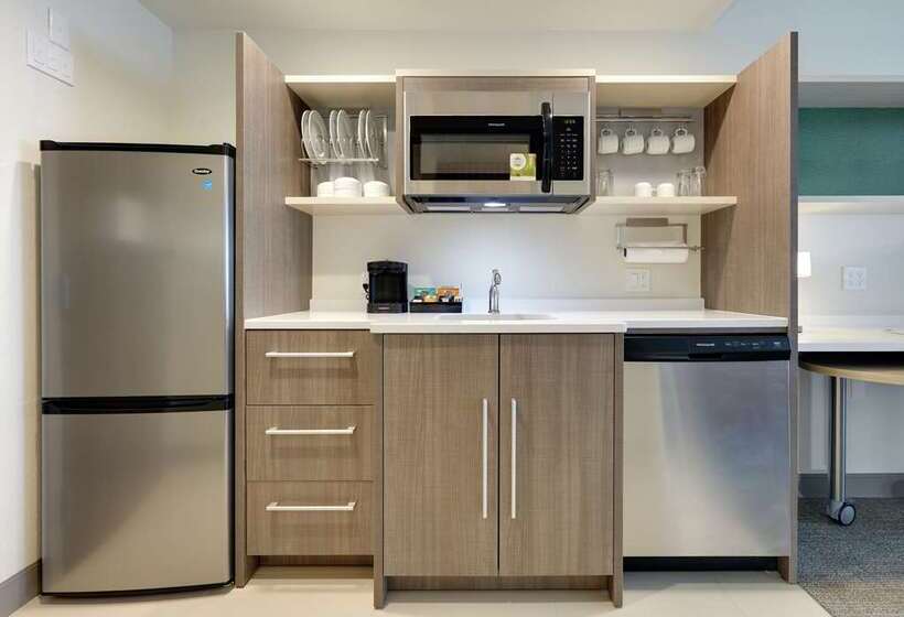 هتل Home2 Suites By Hilton Yakima Airport