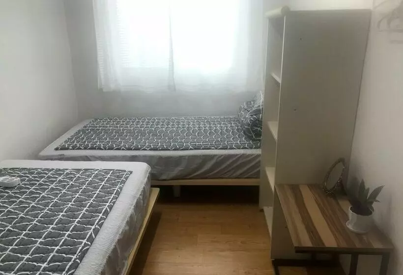 ペンション Gwangju Songjeong Station Guesthouse   Hostel