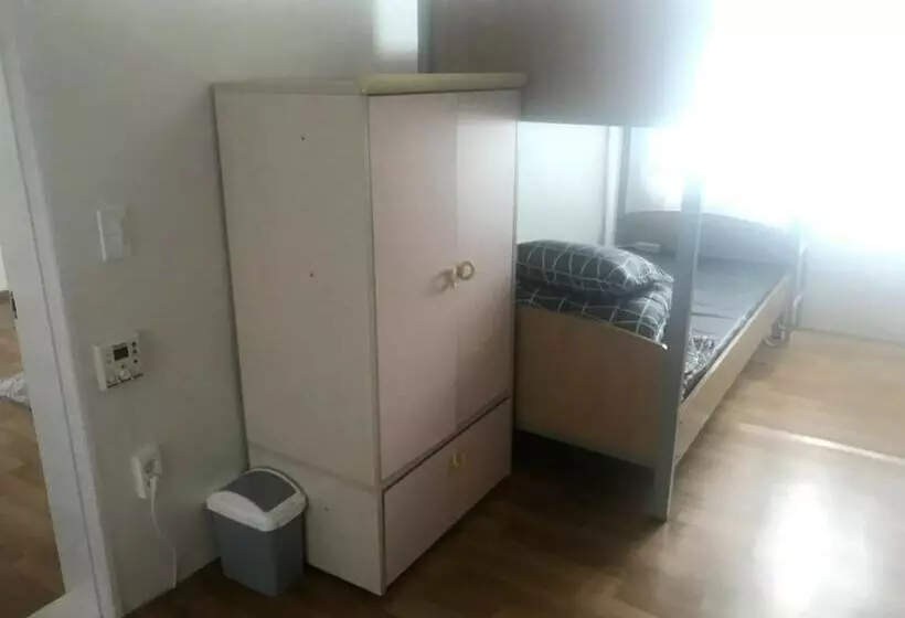 ペンション Gwangju Songjeong Station Guesthouse   Hostel
