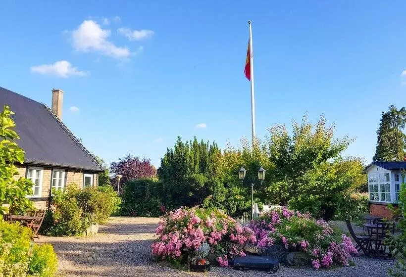 Stora Herrestad B&b