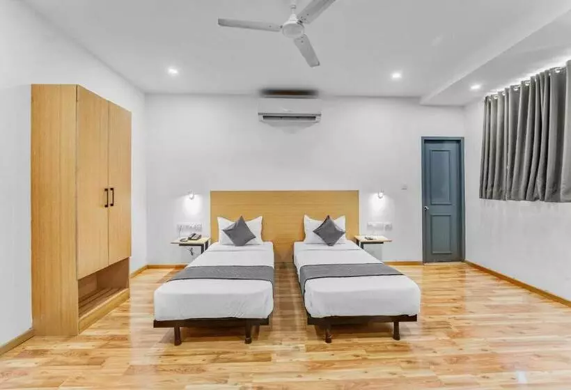 Upar Hotels Nungambakkam Nearby Us Consulate Apollo Hospital Sankara Nethralaya