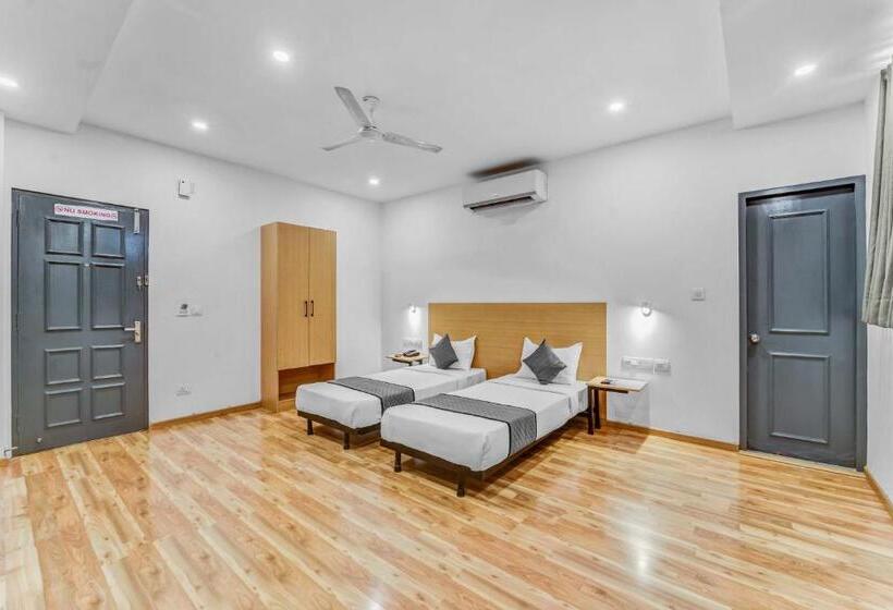 Upar Hotels Nungambakkam Nearby Us Consulate Apollo Hospital Sankara Nethralaya