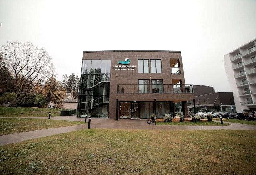 Merepargi Aparthotel & Cafe