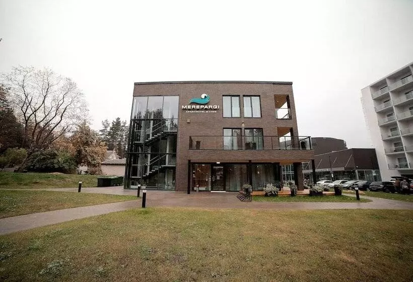 Merepargi Aparthotel & Cafe
