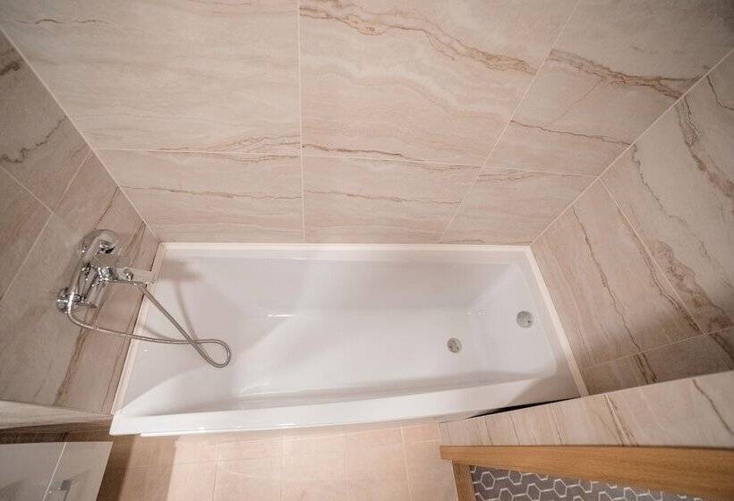 Merepargi Aparthotel & Cafe