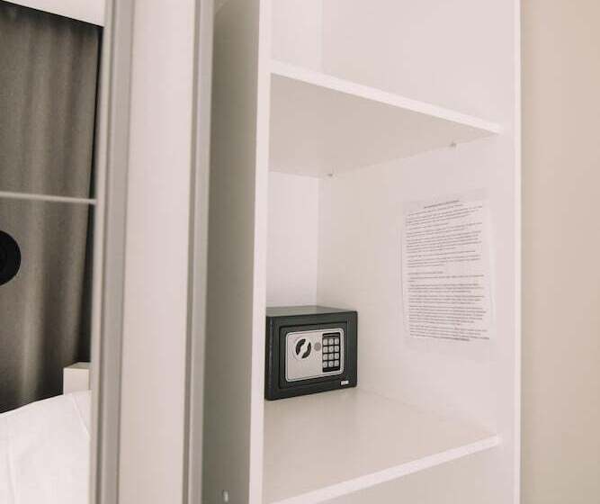 Merepargi Aparthotel & Cafe