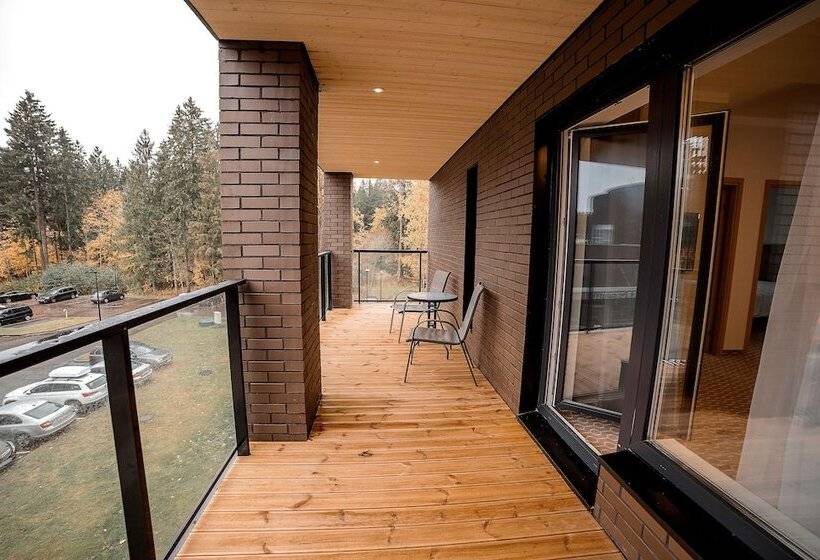 Merepargi Aparthotel & Cafe