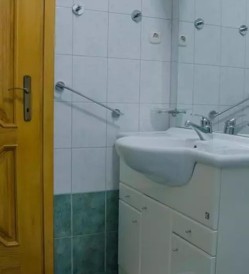تختخواب و صبحانه Miškar Rooms
