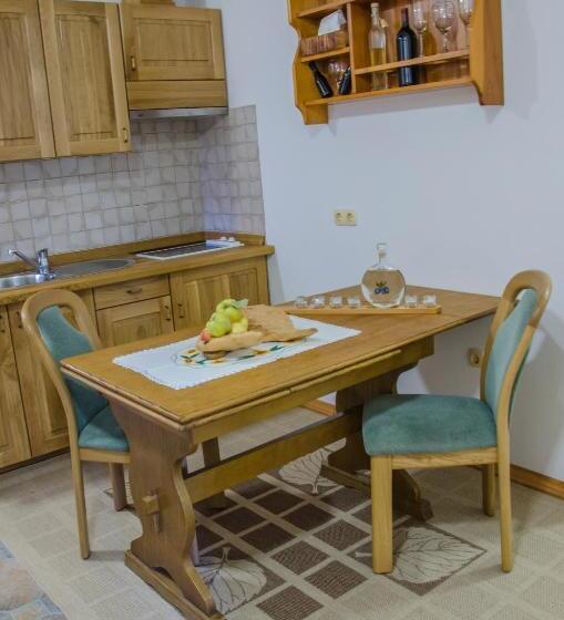 تختخواب و صبحانه Miškar Rooms