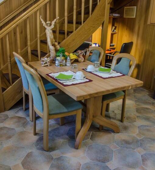 تختخواب و صبحانه Miškar Rooms