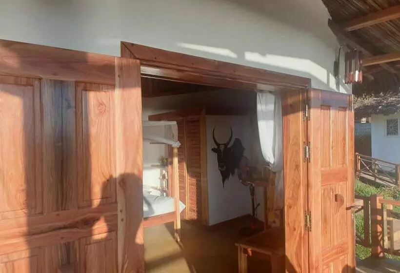 تختخواب و صبحانه Villa Nosy Détente