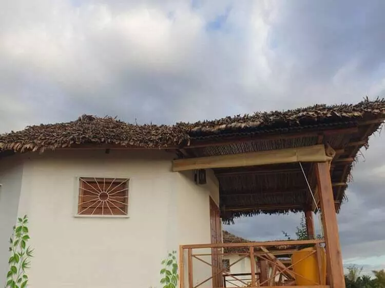 تختخواب و صبحانه Villa Nosy Détente